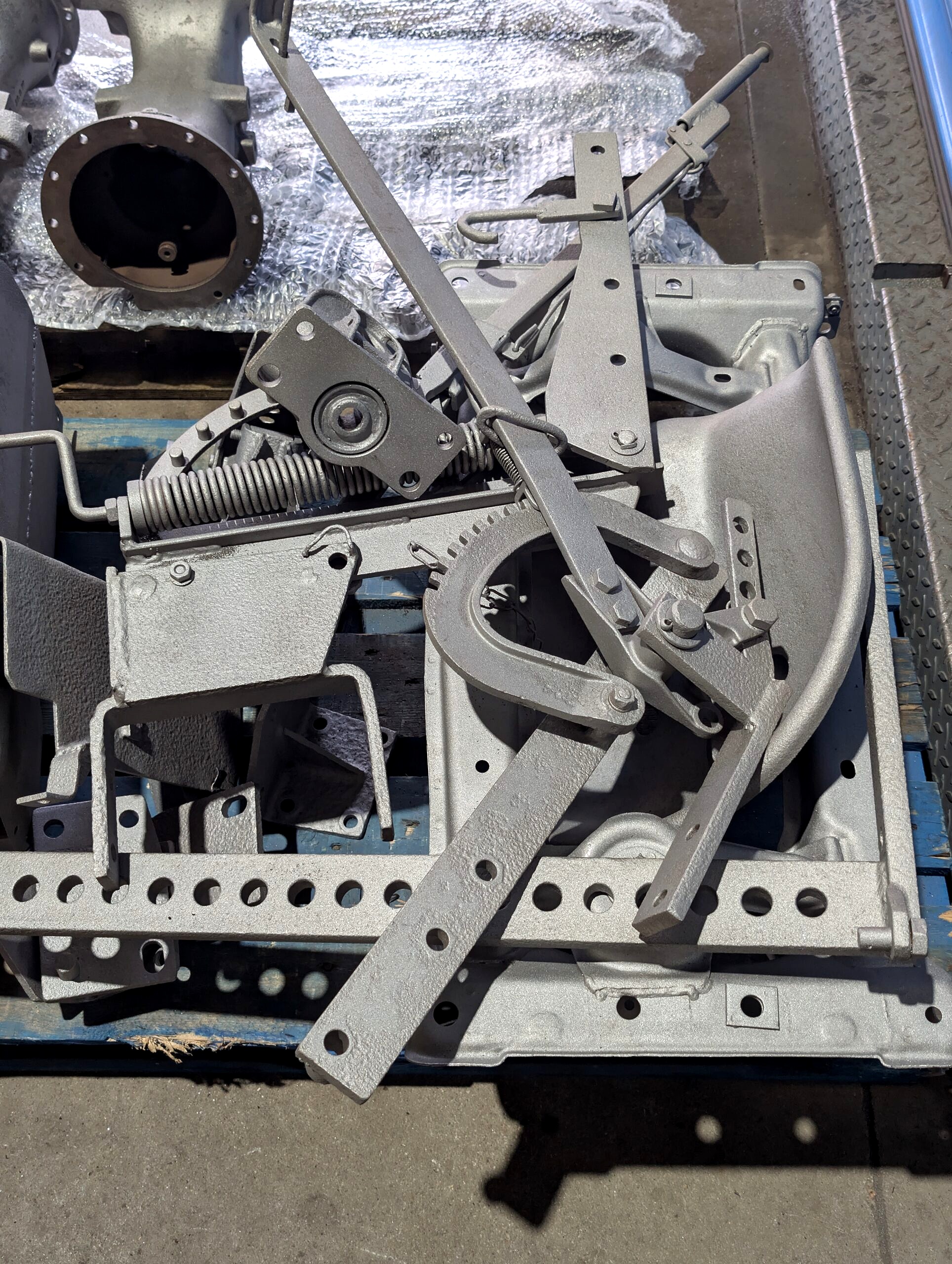 Śrutowanie elementów maszyn rolniczych i budowlanych